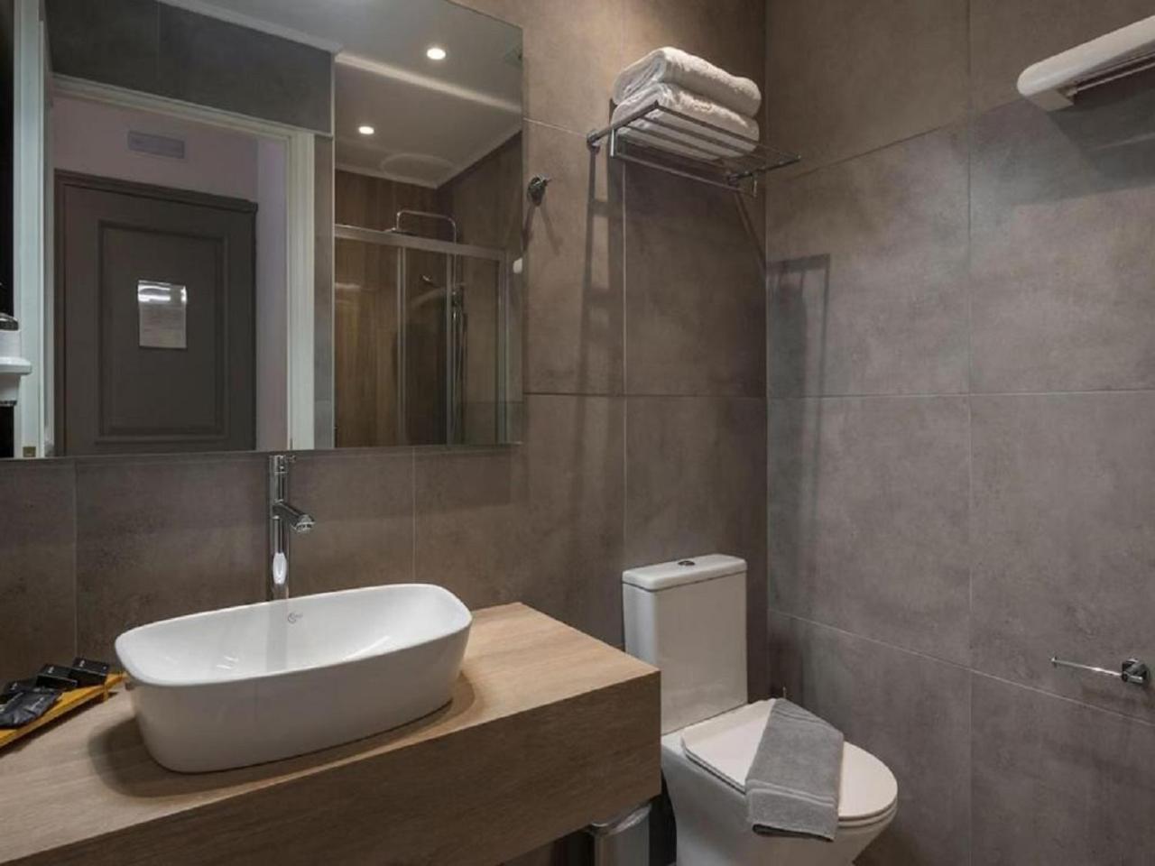 Hotel Tu Casa International Near Delhi Airport New Delhi Exterior foto